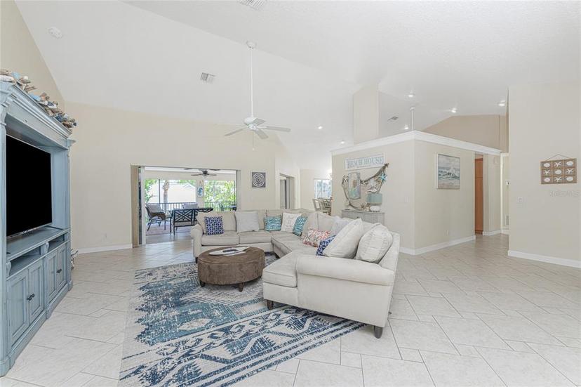 Picture of 4151 N Beach Road, Englewood FL 34223