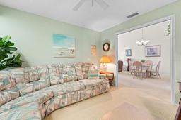 Picture of 6908 Drewrys Bluff Unit 711, Bradenton, FL 34203