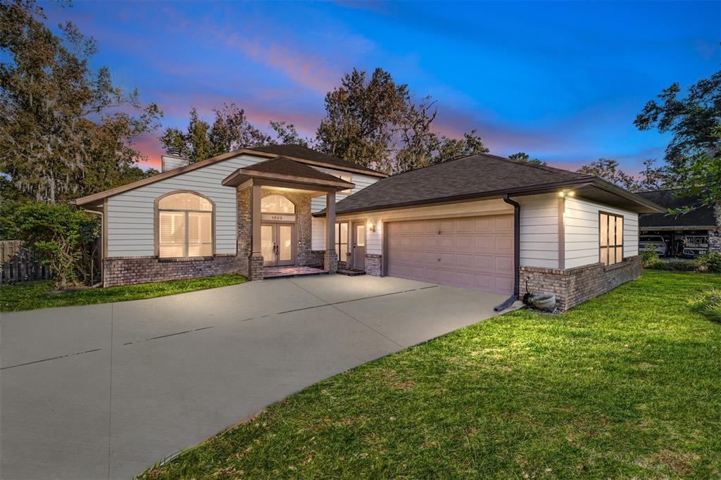 Picture of 1825 SE 36Th Place, Ocala, FL 34471