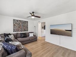 Picture of 2000 57Th Street N, St Petersburg, FL 33710