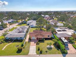 Picture of 225 Firenze Avenue W, Venice, FL 34285