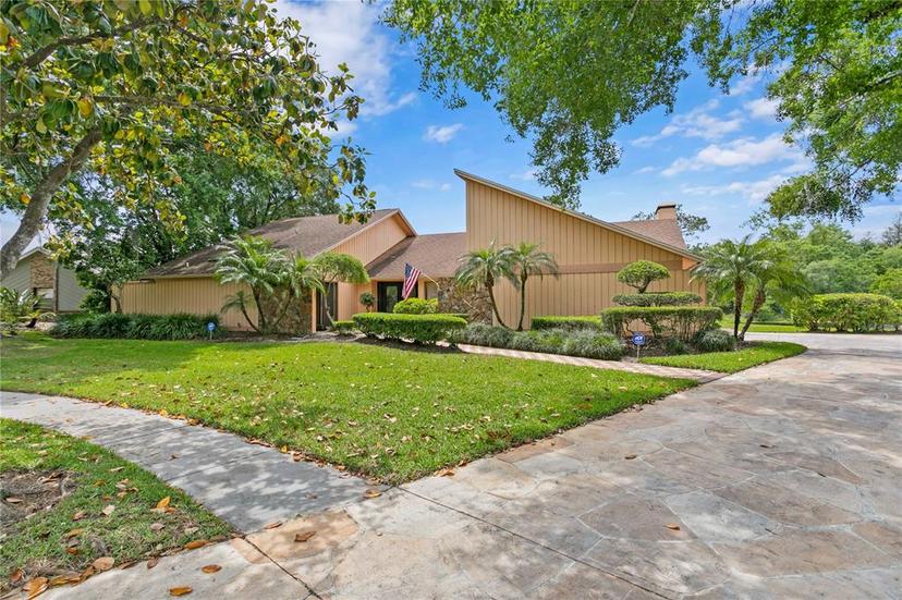 Picture of 13620 Diamond Head Drive, Tampa FL 33624