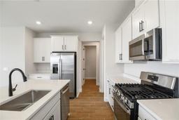 Picture of 5922 Jensen View Avenue, Apollo Beach, FL 33572