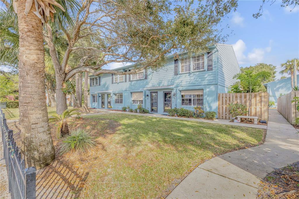 Picture of 101 N Pine Street Unit 7, New Smyrna Beach, FL 32169