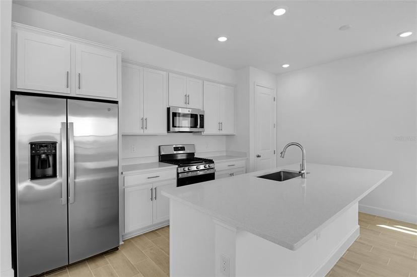Picture of 5948 Jensen View Avenue, Apollo Beach FL 33572