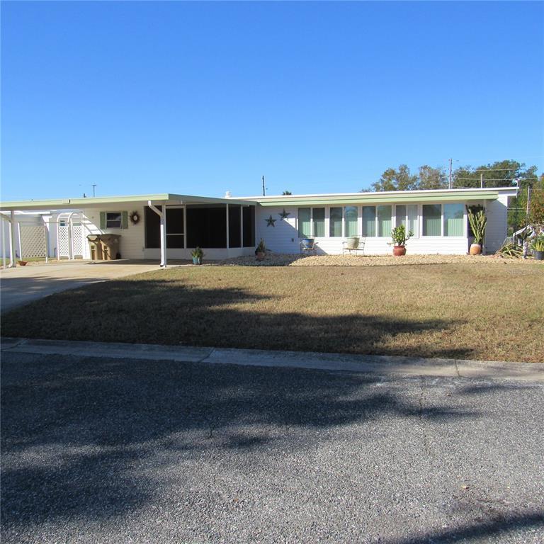 Picture of 31715 Clayton Street, Tavares FL 32778