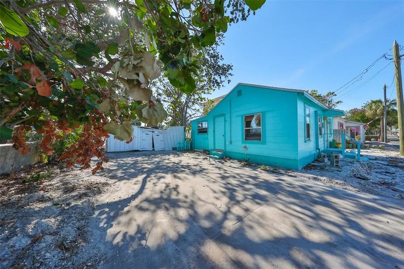 Picture of 133 92Nd Avenue, Treasure Island FL 33706