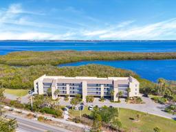 Picture of 4540 Gulf Of Mexico Drive Unit 204, Longboat Key, FL 34228