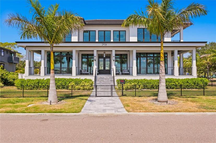 Picture of 2926 Coffee Pot Boulevard Ne, St Petersburg FL 33704