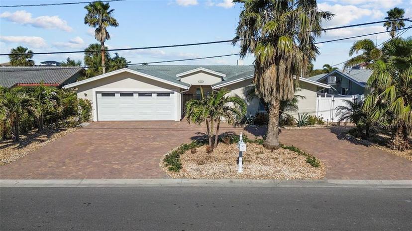 Picture of 602 Flamingo Drive, Madeira Beach FL 33708