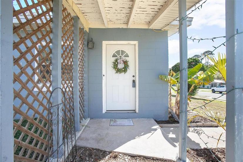 Picture of 893 W Village Drive, Deltona FL 32725