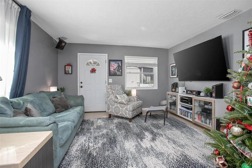 Picture of 893 W Village Drive, Deltona FL 32725