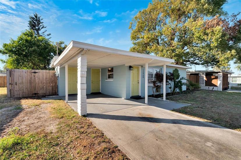 Picture of 11950 105Th Lane N, Largo FL 33773