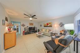 Picture of 302 Canton Court Unit 56, Sun City Center, FL 33573
