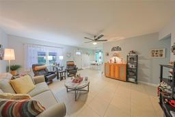 Picture of 302 Canton Court Unit 56, Sun City Center, FL 33573