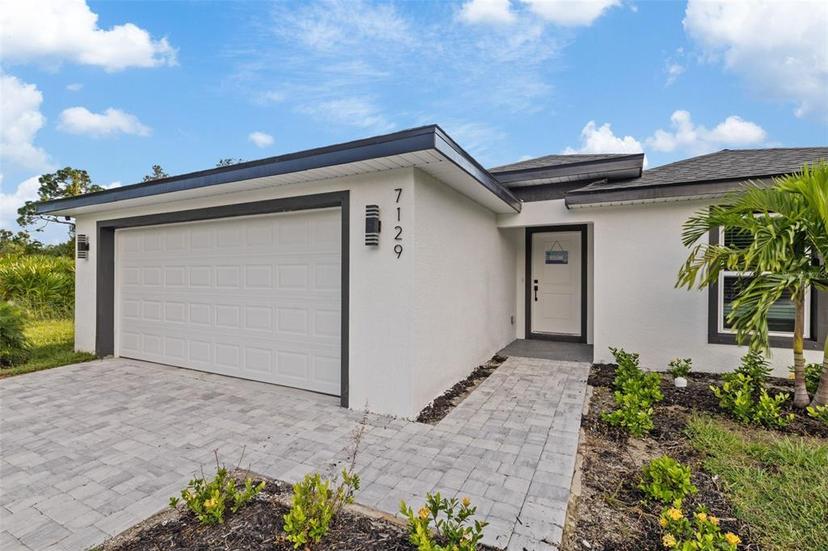 Picture of 12114 Clarendon Avenue, Port Charlotte FL 33981