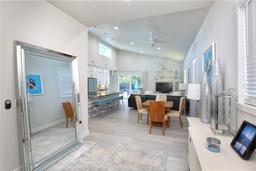 Picture of 803 E 11Th Avenue, New Smyrna Beach, FL 32169