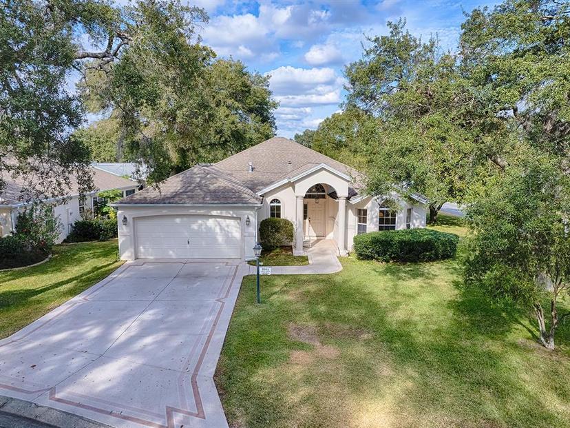 Picture of 1001 Amarillo Place, The Villages FL 32159