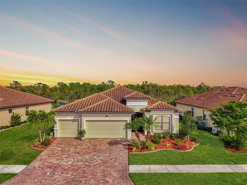 Picture of 20720 Saluti Pl, Venice FL 34293