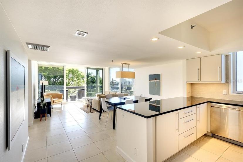 Picture of 1085 Gulf Of Mexico Drive Unit 301, Longboat Key FL 34228