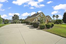 Picture of 2126 Lake Ridge Drive, The Villages, FL 32162