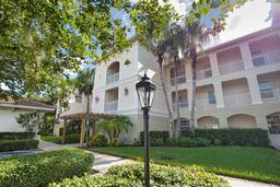 Picture of 800 San Lino Circle Unit 814, Venice, FL 34292