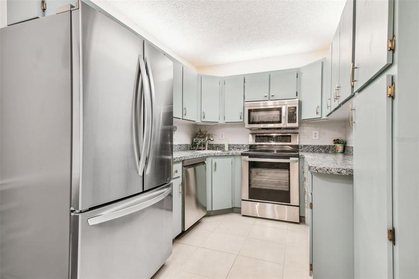 Picture of 1354 Shady Pine Way Unit H2, Tarpon Springs FL 34688