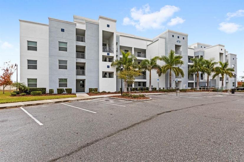 Picture of 4721 Clock Tower Drive Unit 204, Kissimmee FL 34746