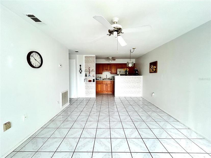 Picture of 4375 Tahitian Gardens Circle Unit B, Holiday FL 34691