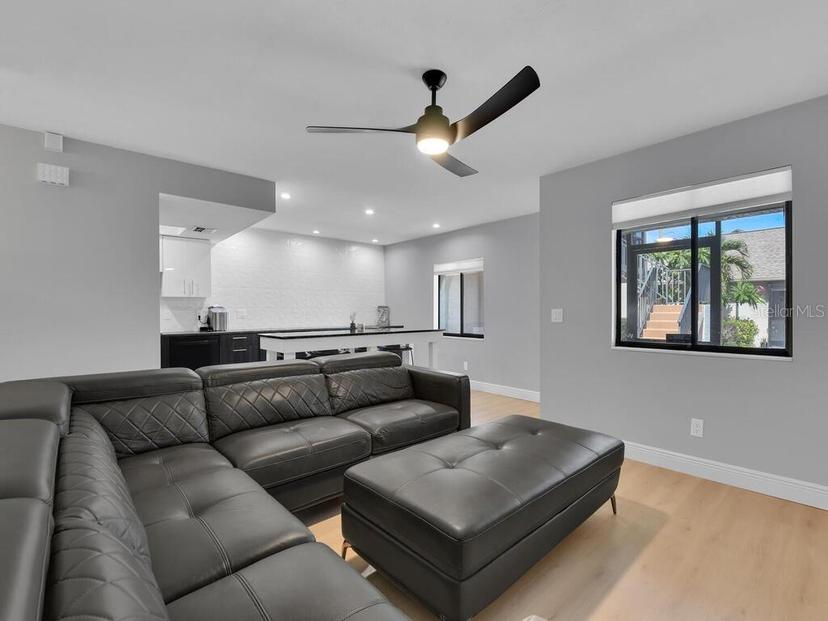 Picture of 610 SW 47Th Terrace Unit 2, Cape Coral FL 33914
