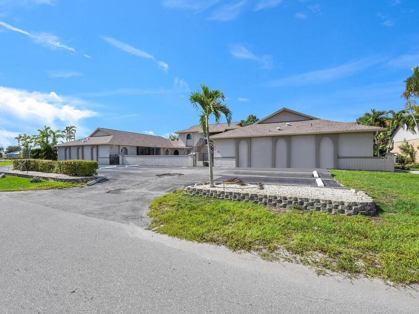 Picture of 610 SW 47Th Terrace Unit 2, Cape Coral FL 33914