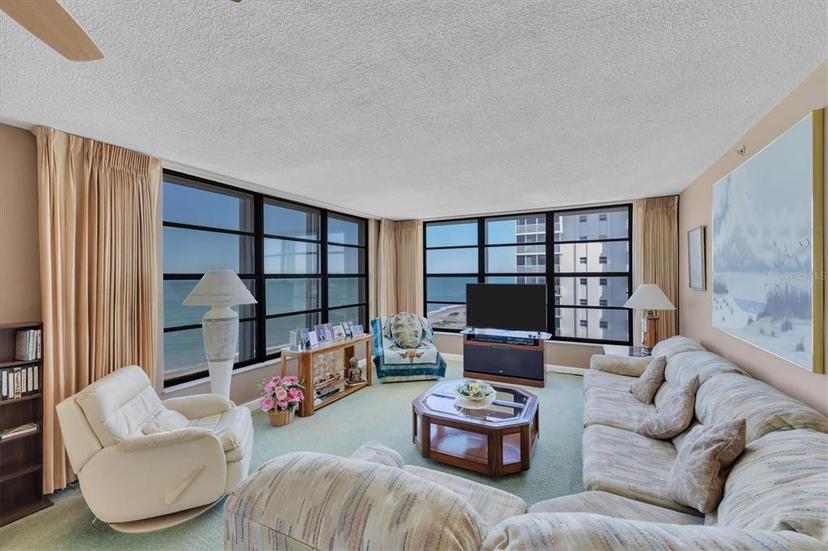 Picture of 629 Alhambra Road Unit 704, Venice FL 34285