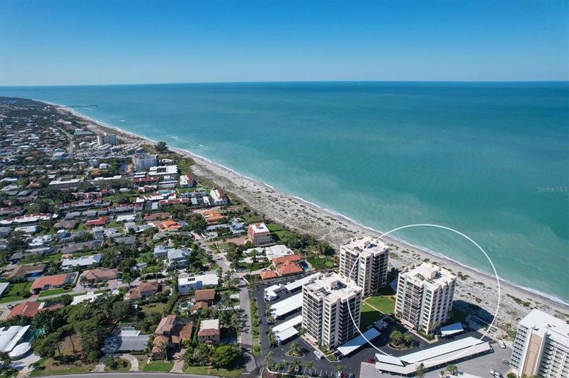 Picture of 629 Alhambra Road Unit 704, Venice FL 34285