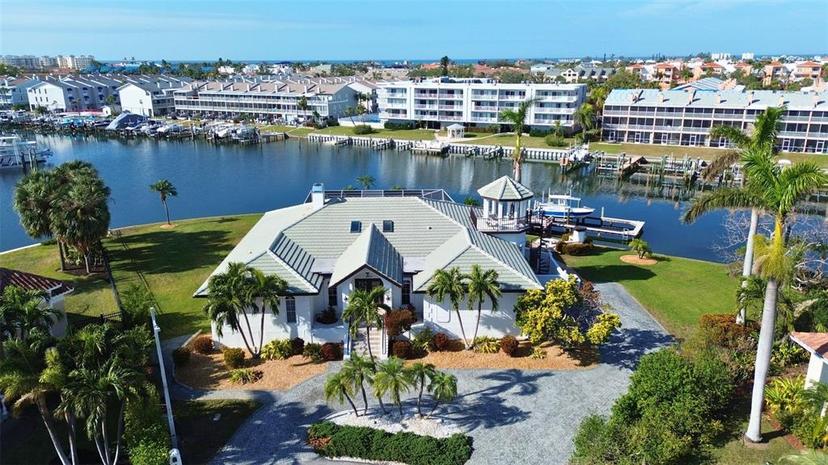 Picture of 224 7Th Street E, Tierra Verde FL 33715