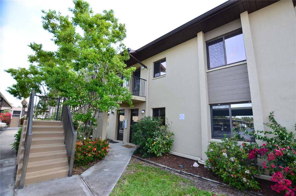 Picture of 4048 Oakview Drive Unit F2-4, Punta Gorda, FL 33980