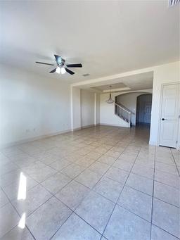 Picture of 2404 Bella Vista Drive, Davenport, FL 33897