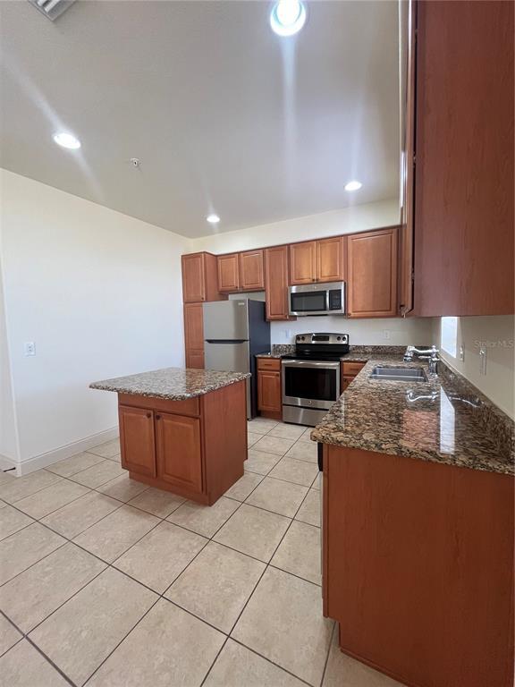 Picture of 2404 Bella Vista Drive, Davenport FL 33897