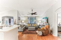 Picture of 3022 Beaver Pond Trail, Valrico, FL 33596