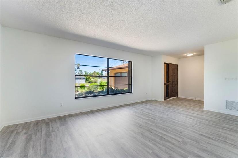 Picture of 1098 Park Drive, Casselberry FL 32707