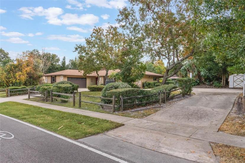 Picture of 1098 Park Drive, Casselberry FL 32707