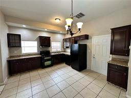 Picture of 2331 W Saint John Street, Tampa, FL 33607