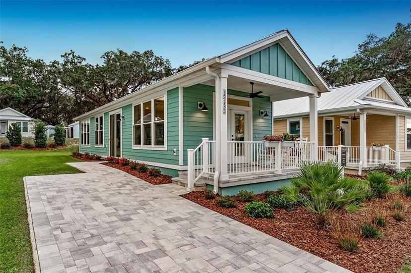 Picture of 12133 Grand Oak Lane, Oxford FL 34484