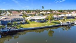 Picture of 4 Windsor Drive, Englewood, FL 34223