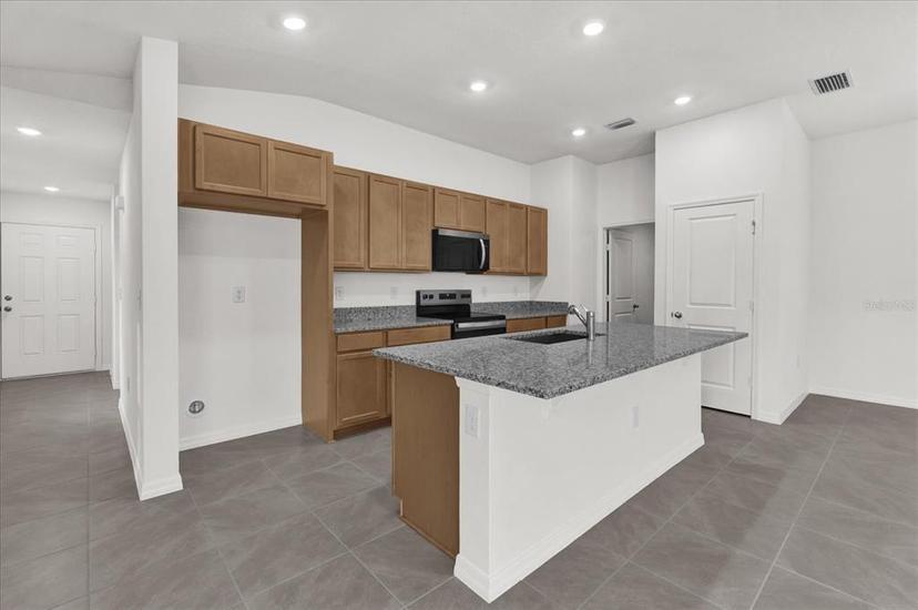 Picture of 219 Ash Way, Auburndale FL 33823
