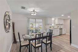 Picture of 1200 Laurel Avenue, Venice, FL 34285