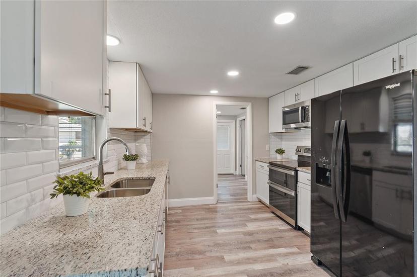 Picture of 1200 Laurel Avenue, Venice FL 34285