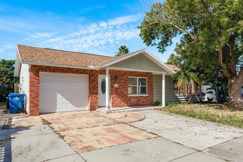 Picture of 4481 Alligator Drive, New Port Richey FL 34653