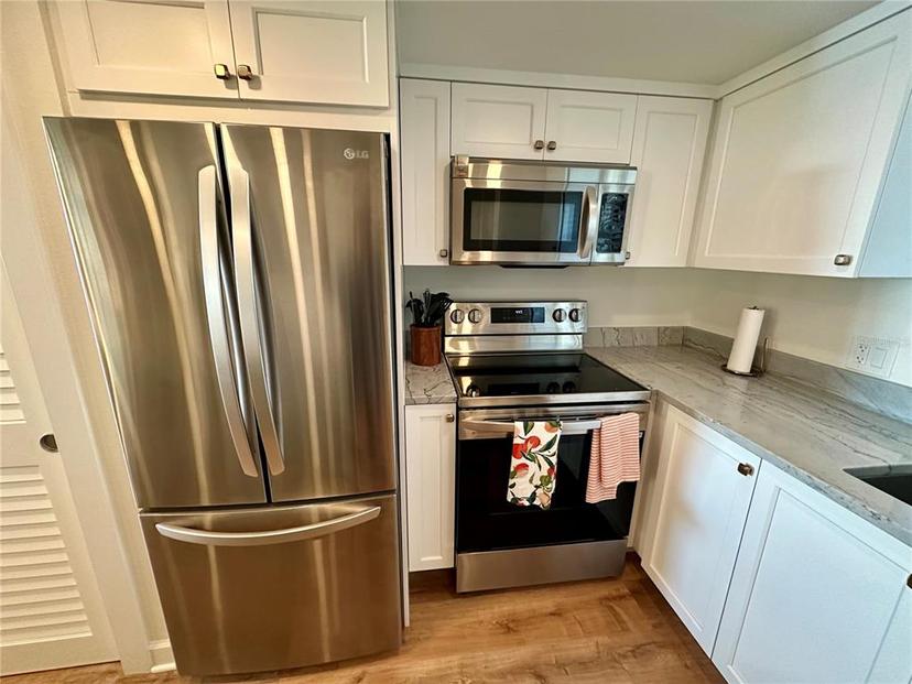 Picture of 7050 Sunset Drive S Unit 1507, South Pasadena FL 33707