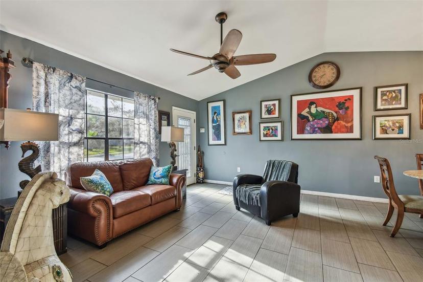 Picture of 800 Lighthouse Cove, Sanford FL 32773