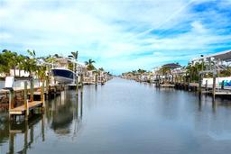 Picture of 9820 Royal Palm Drive, Bradenton, FL 34210